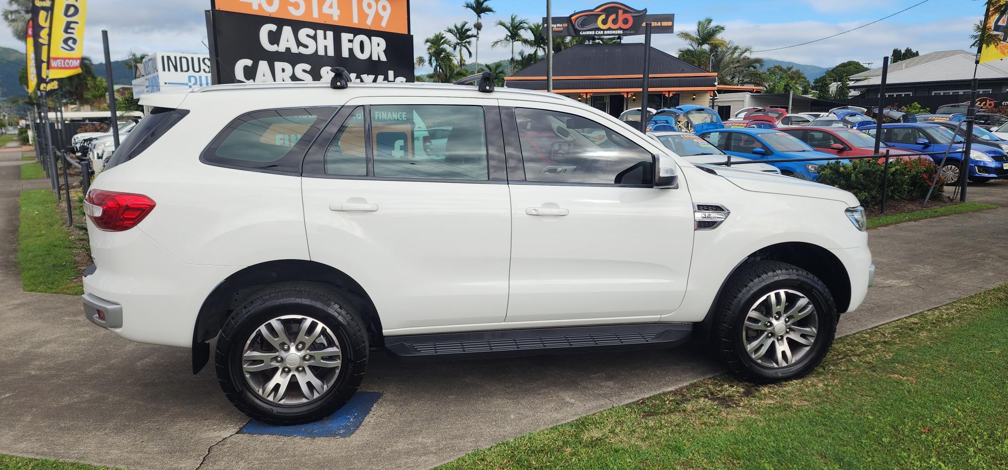 Ford Everest Trend UA Wagon