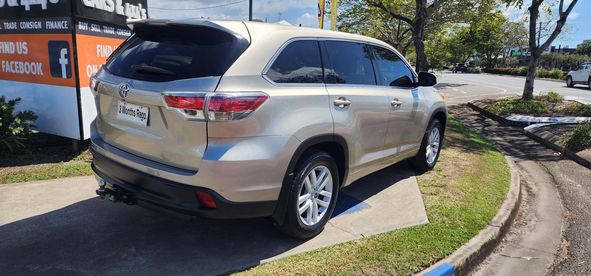 Toyota Kluger GX GSU50R Wagon