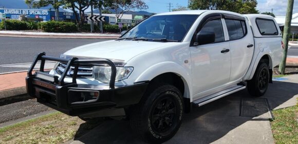 Mitsubishi Triton GLX Dual Cab Utility