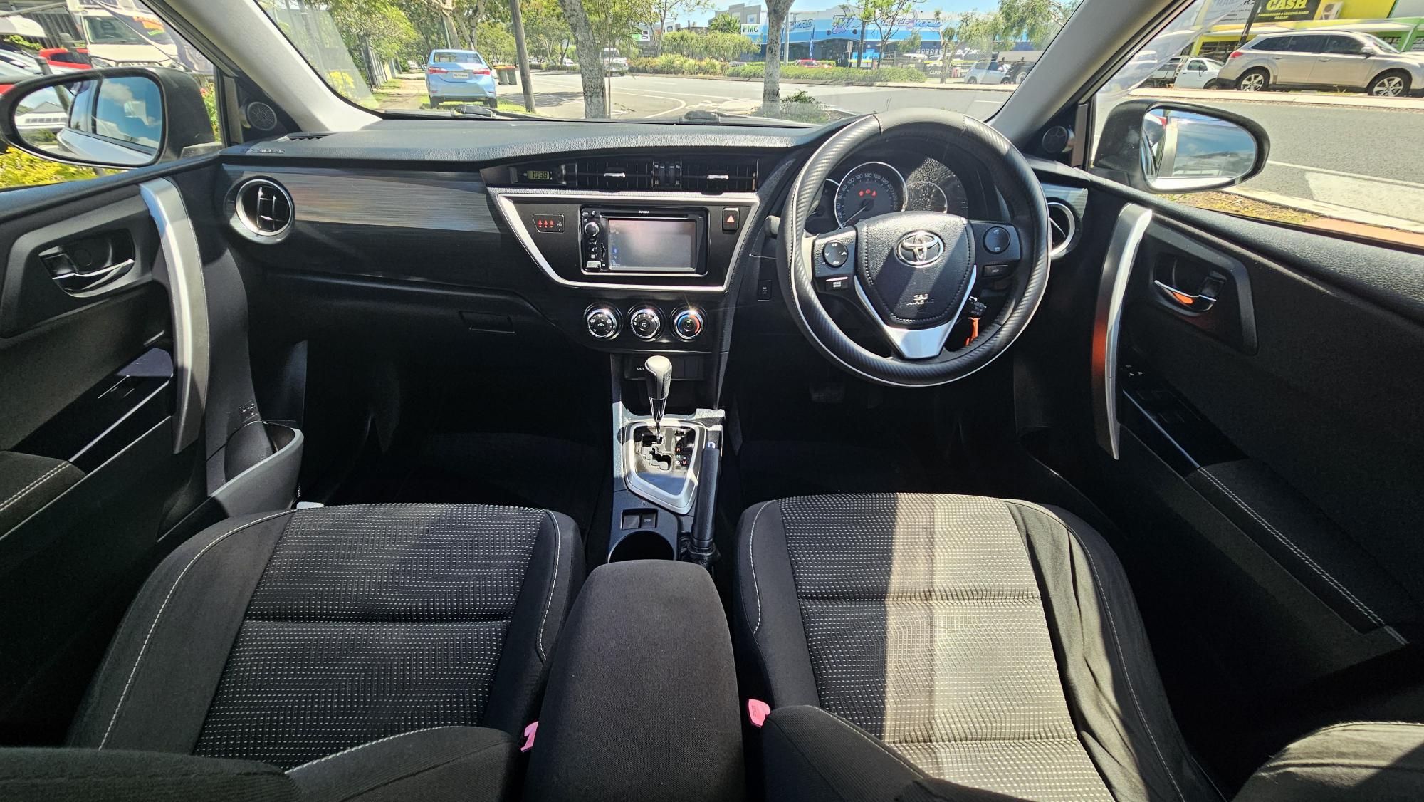 Toyota Corolla Ascent Sport ZRE182R Hatchback
