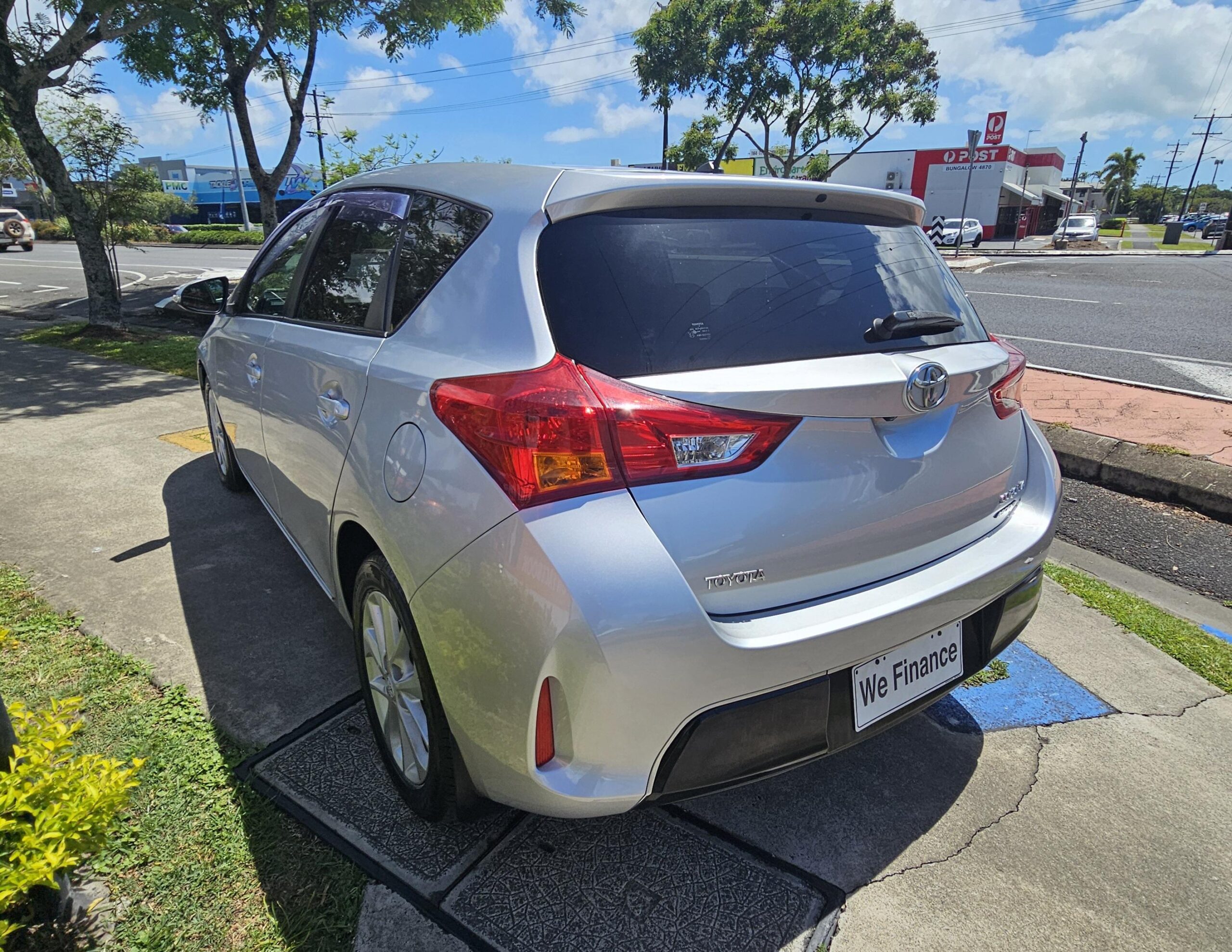 Toyota Corolla Ascent Sport ZRE182R Hatchback