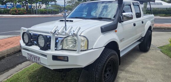 Nissan Navara ST-R D22 Dual Cab