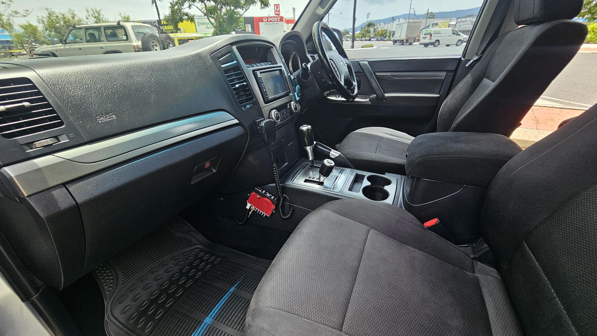 Mitsubishi Pajero RX Wagon