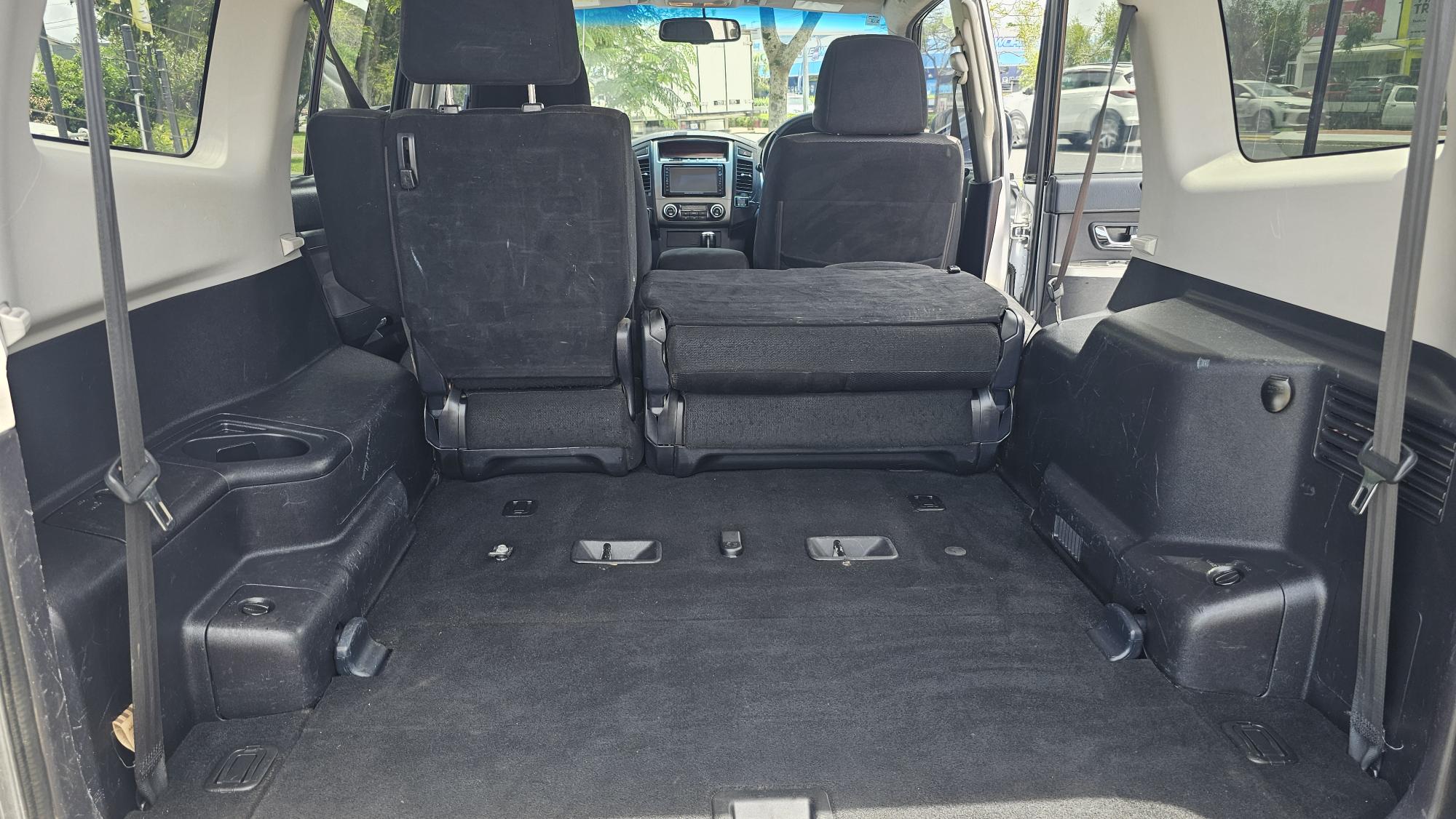 Mitsubishi Pajero RX Wagon
