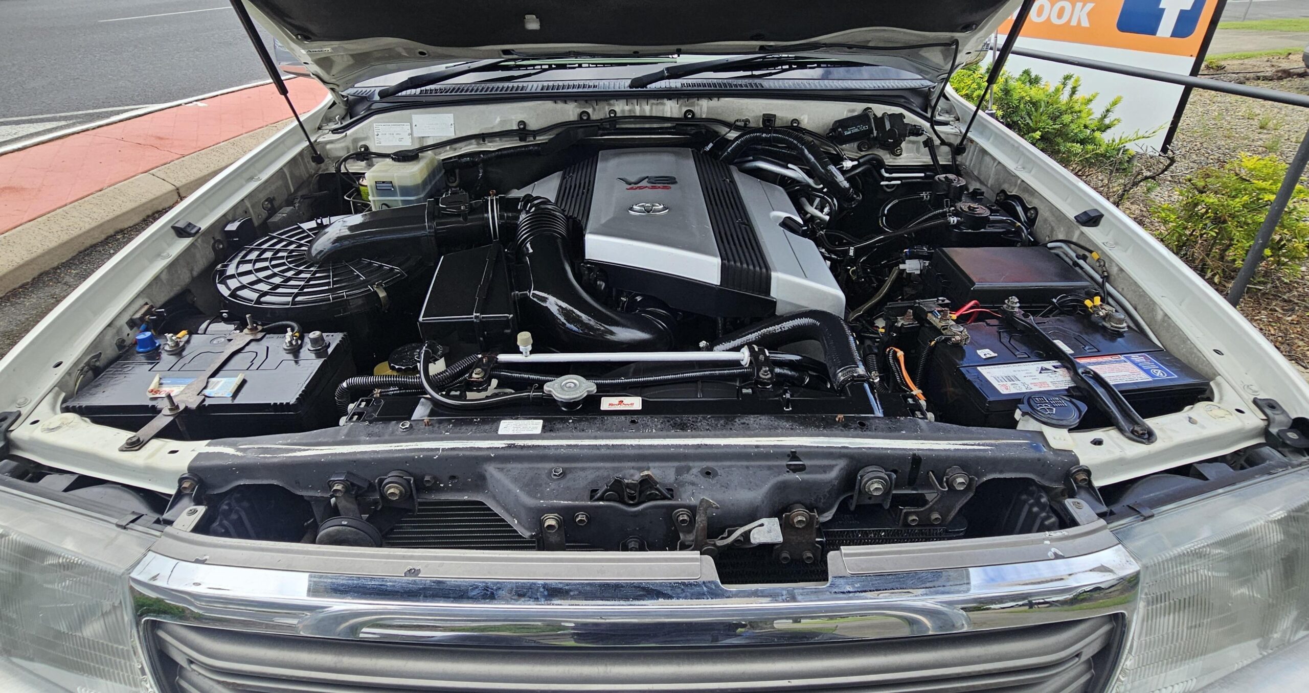 Toyota Landcruiser Sahara Wagon