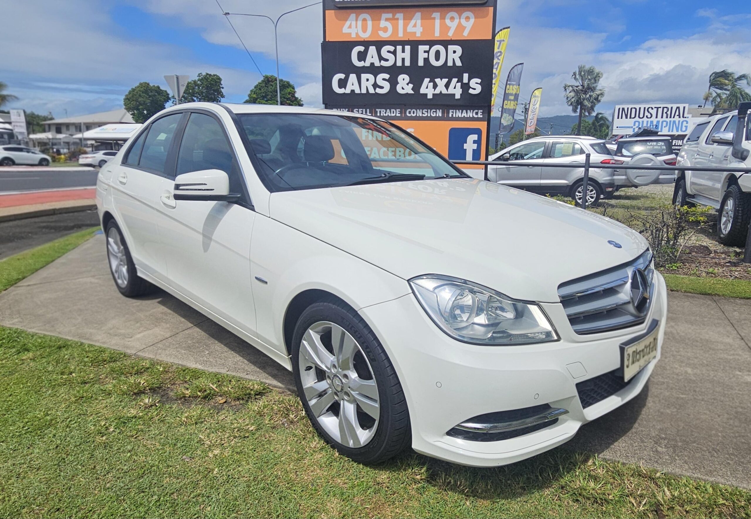 Mercedes C200 BLUEEFFICIENCY AVANTGARDE Sedan