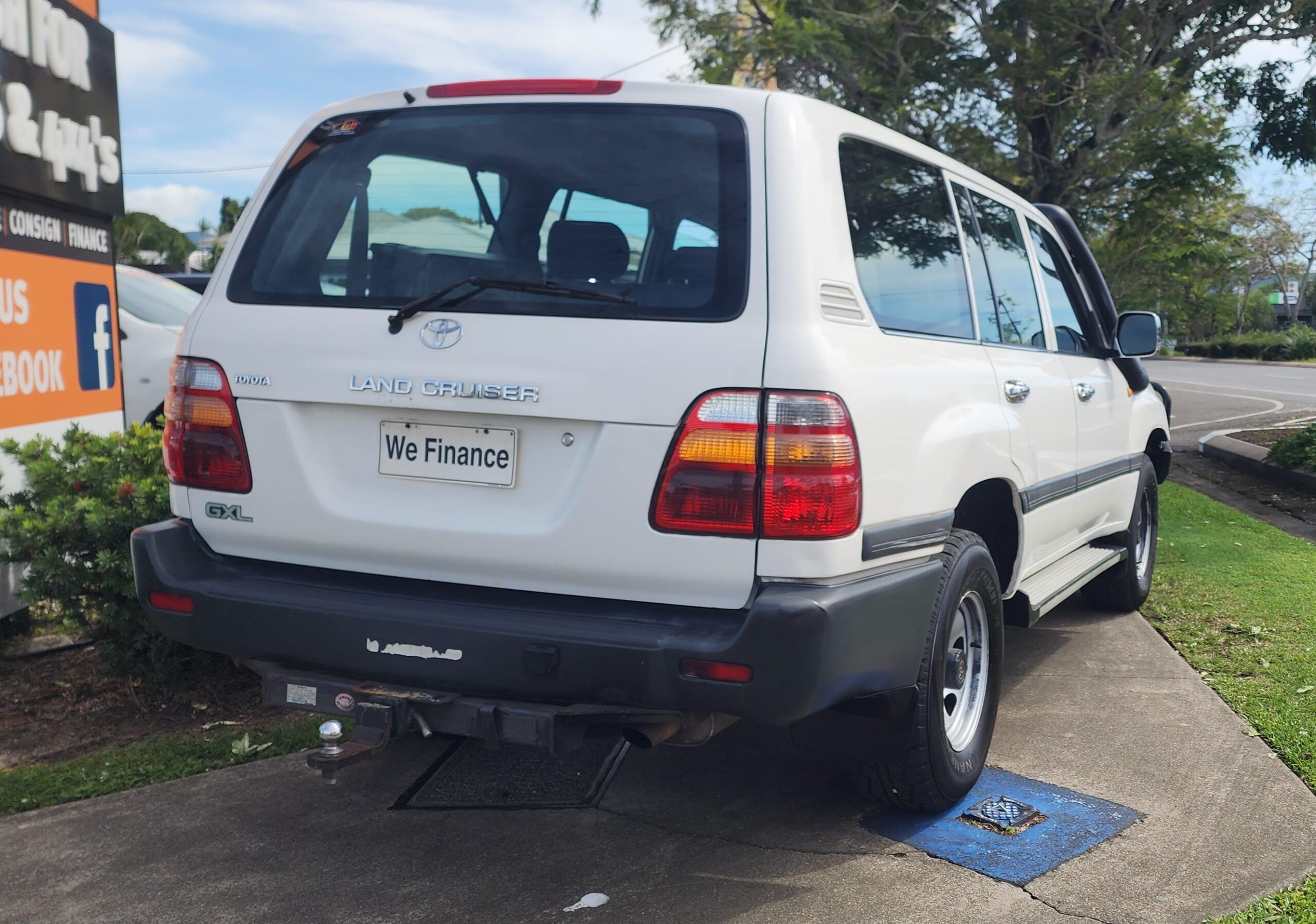 Toyota Landcruiser GXL Wagon