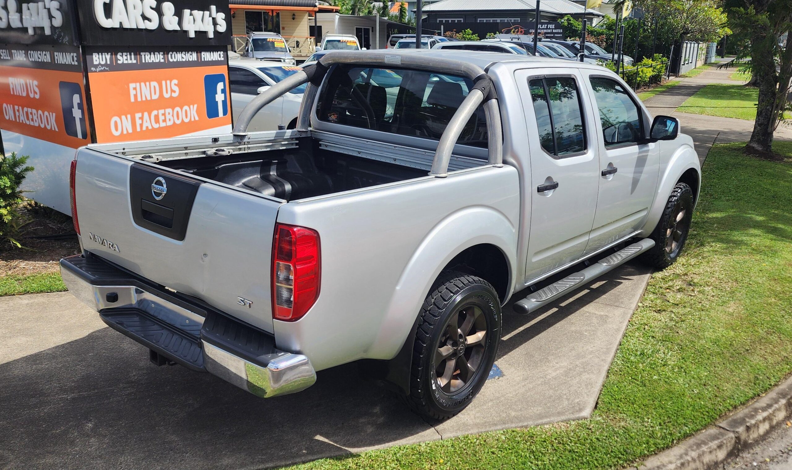 Nissan Navara ST Utility