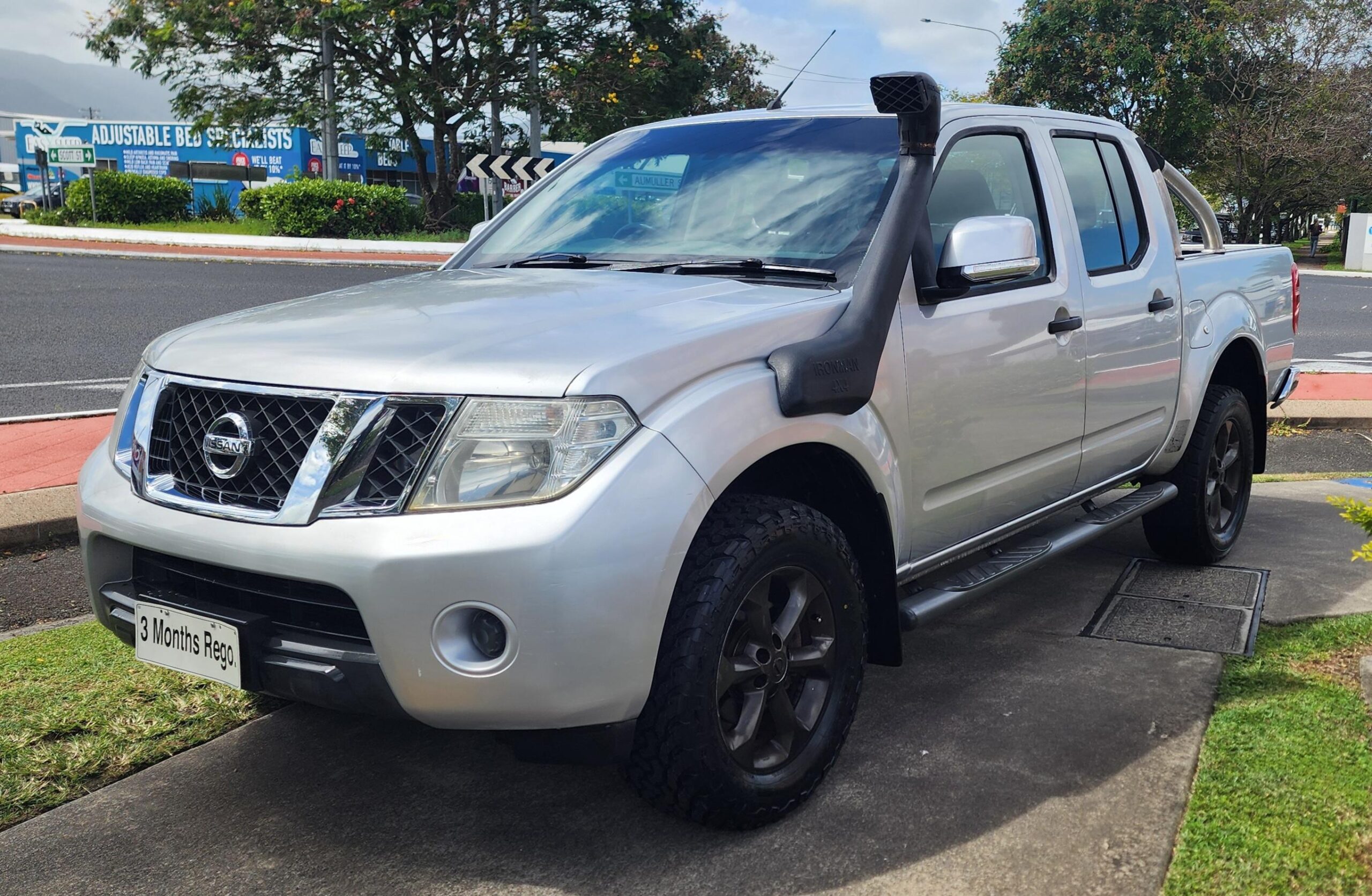 Nissan Navara ST Utility