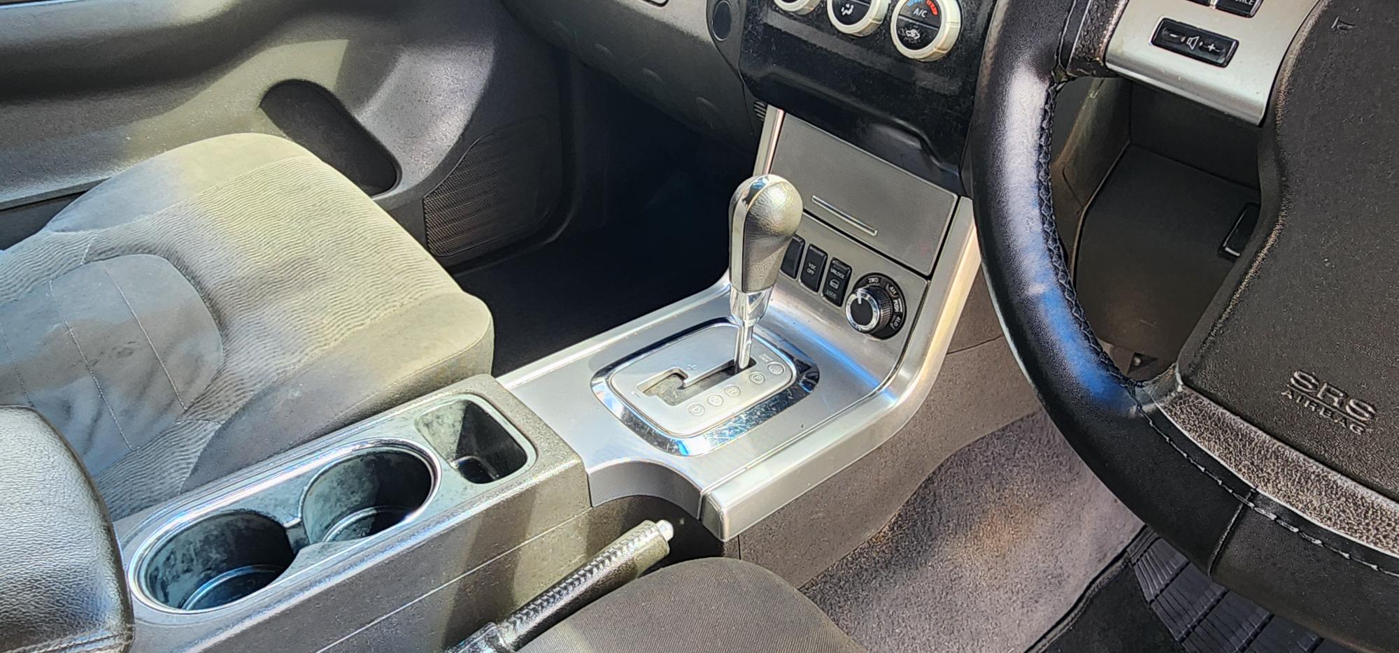 Nissan Navara ST Utility