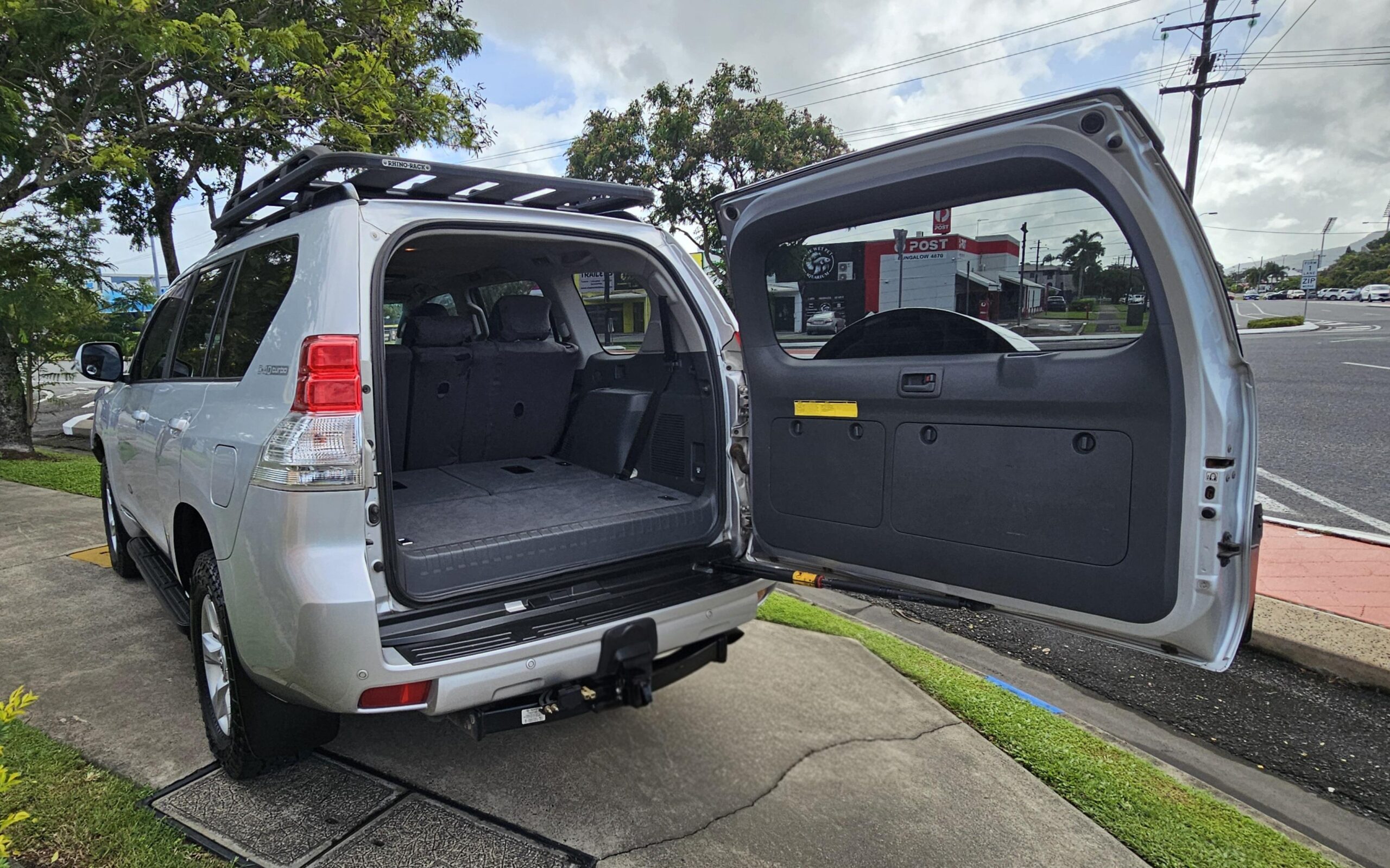 Toyota Landcruiser Prado Altitude Wagon