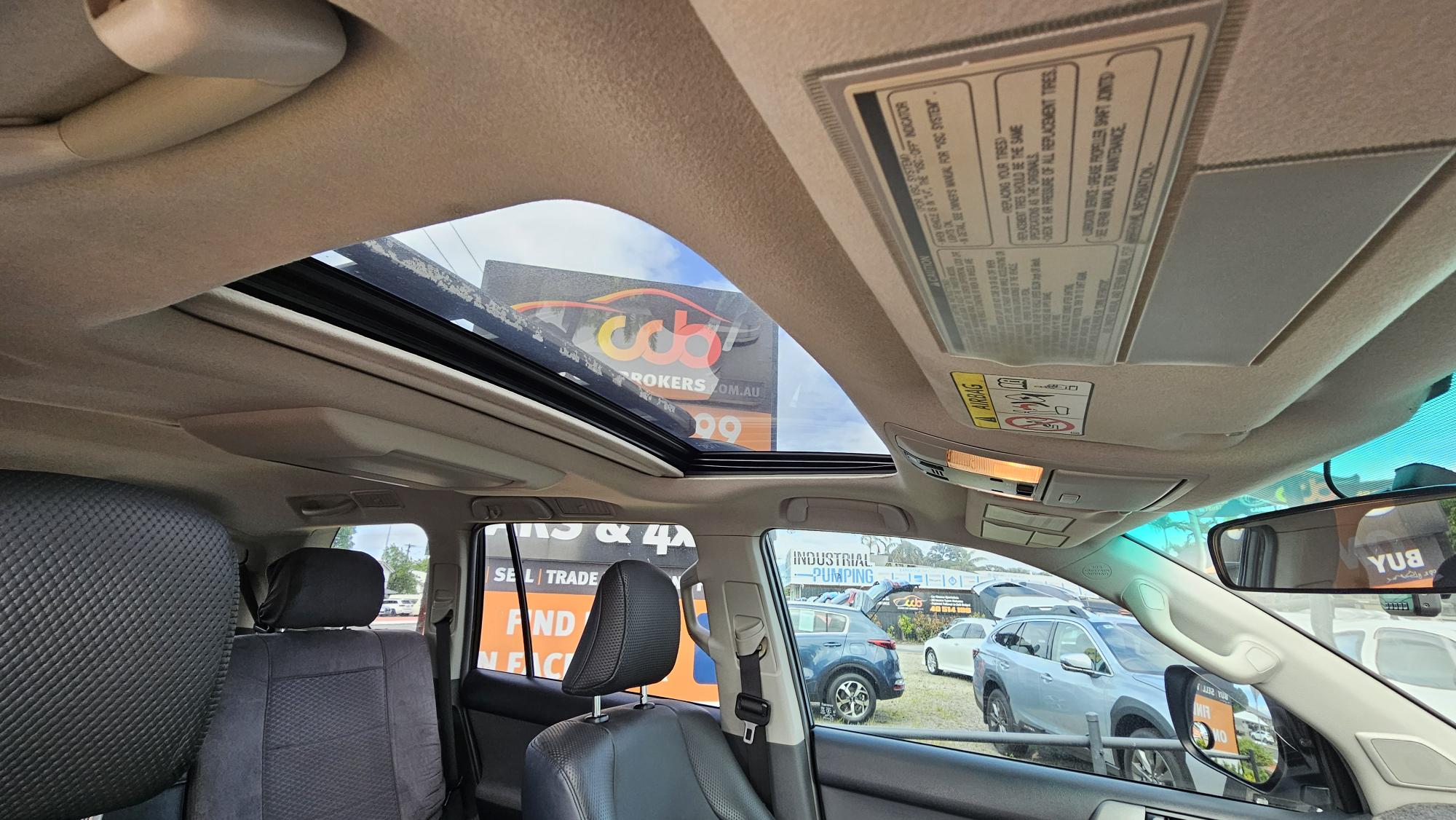 Toyota Landcruiser Prado Altitude Wagon