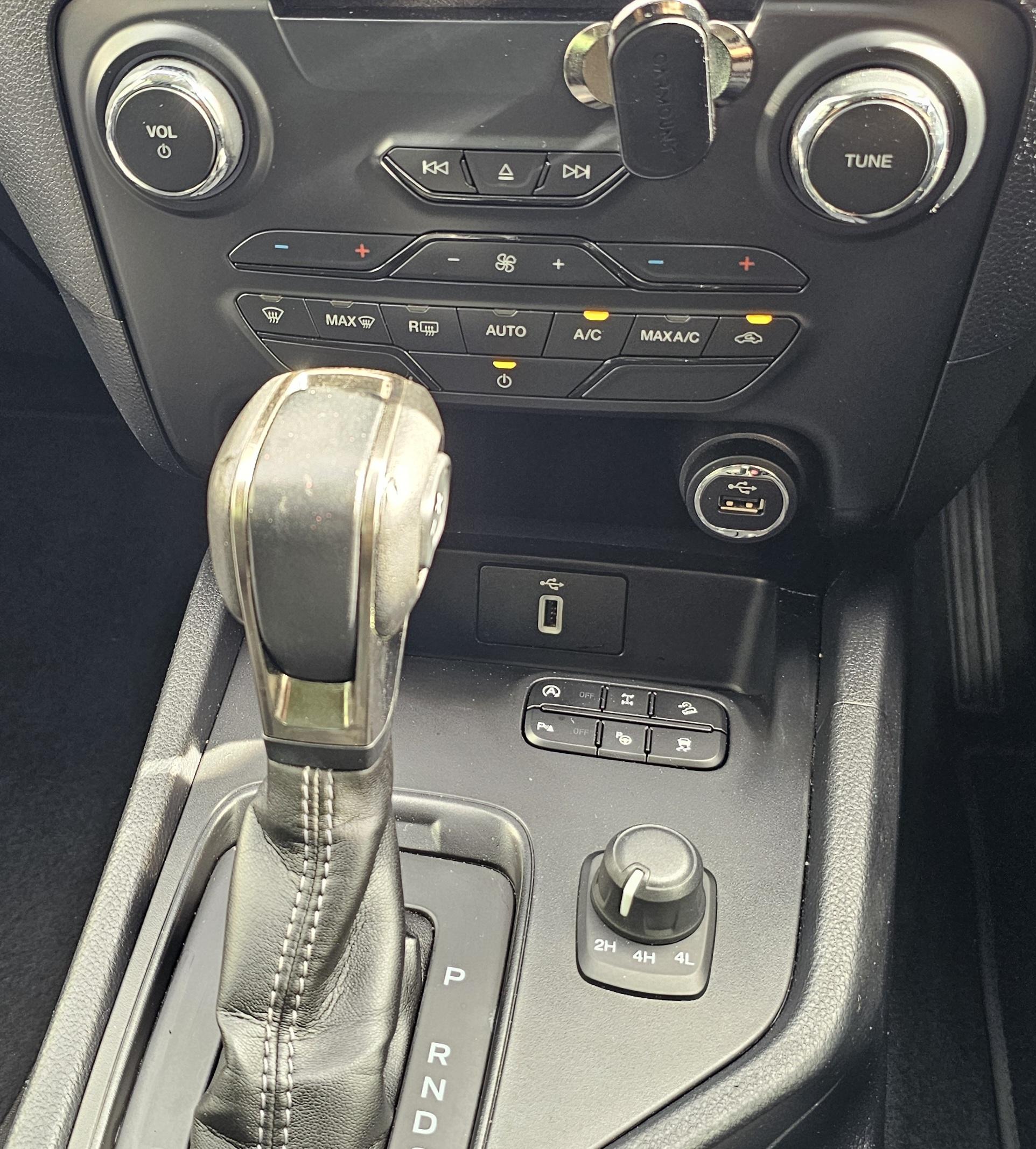 Ford Ranger XLT Dual Cab Utility