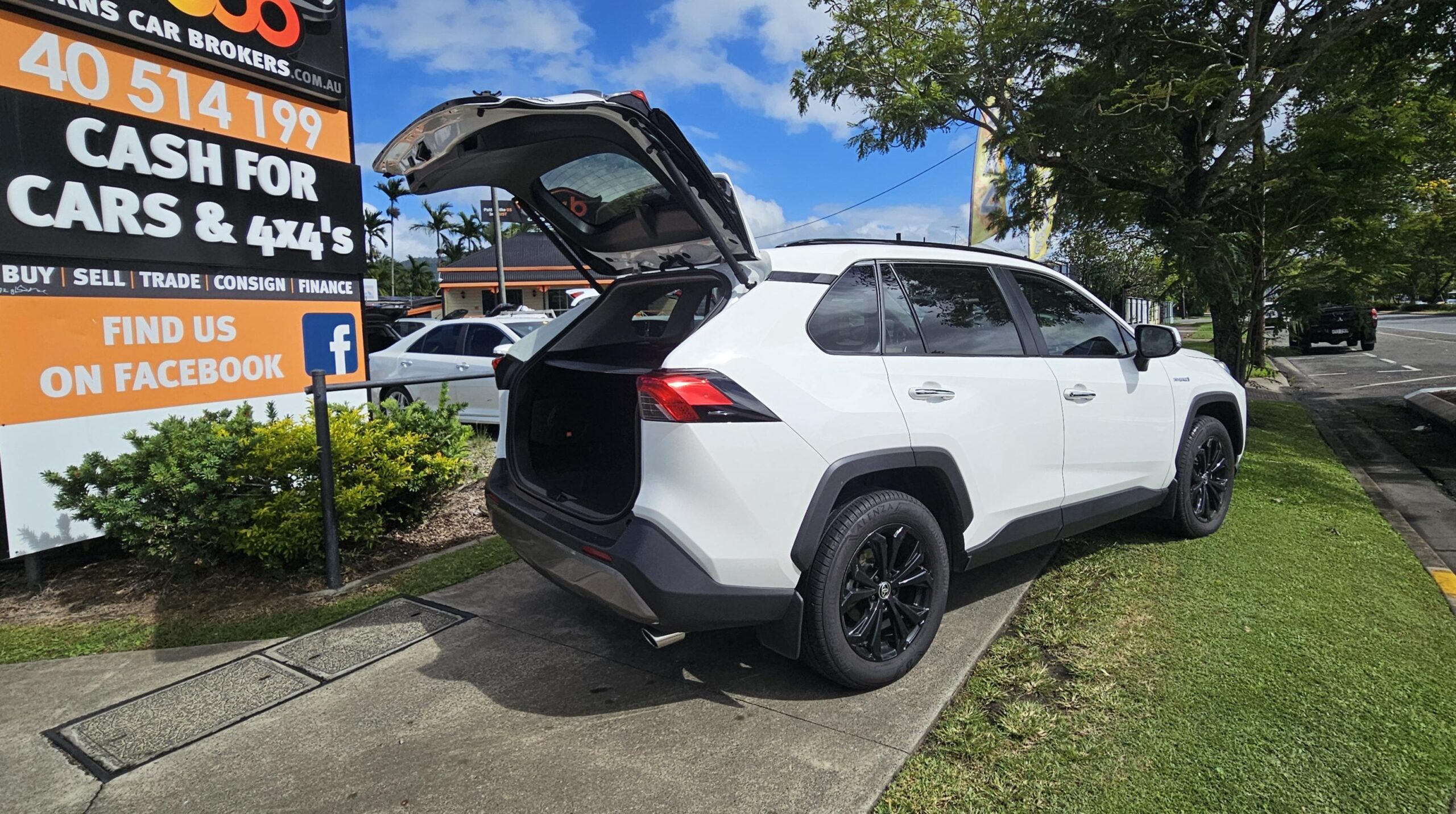 Toyota Rav4 Cruiser Hybrid Wagon