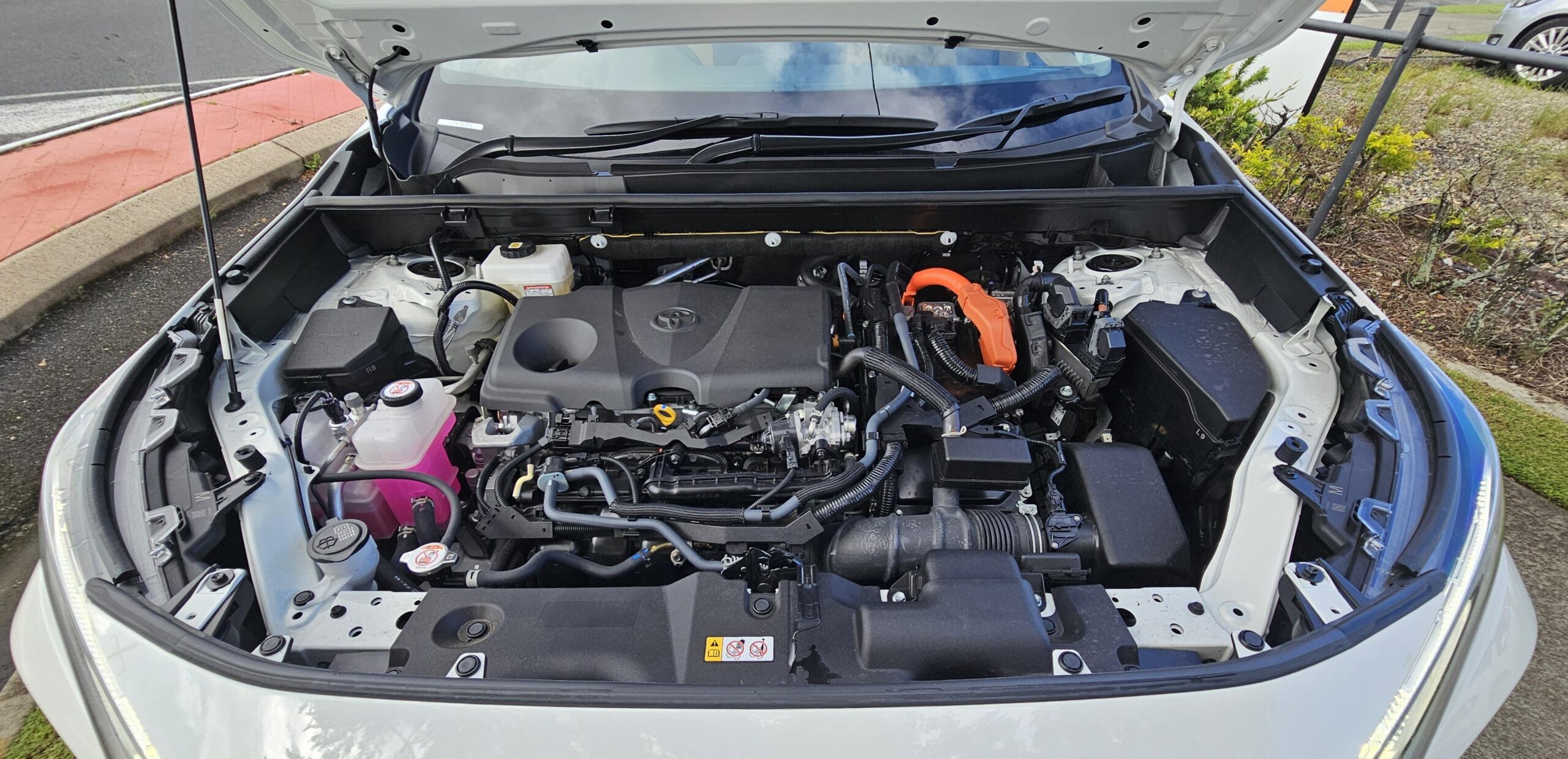 Toyota Rav4 Cruiser Hybrid Wagon