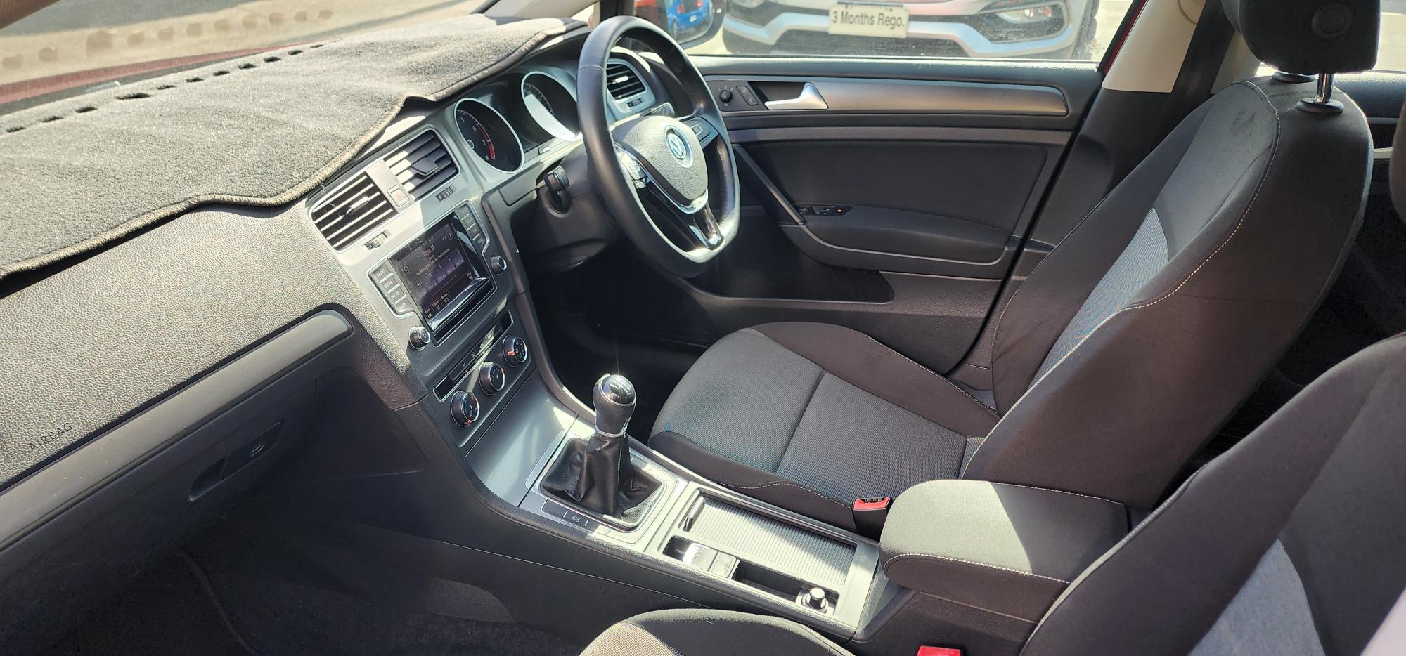 Volkswagen Golf 90TSI Hatch