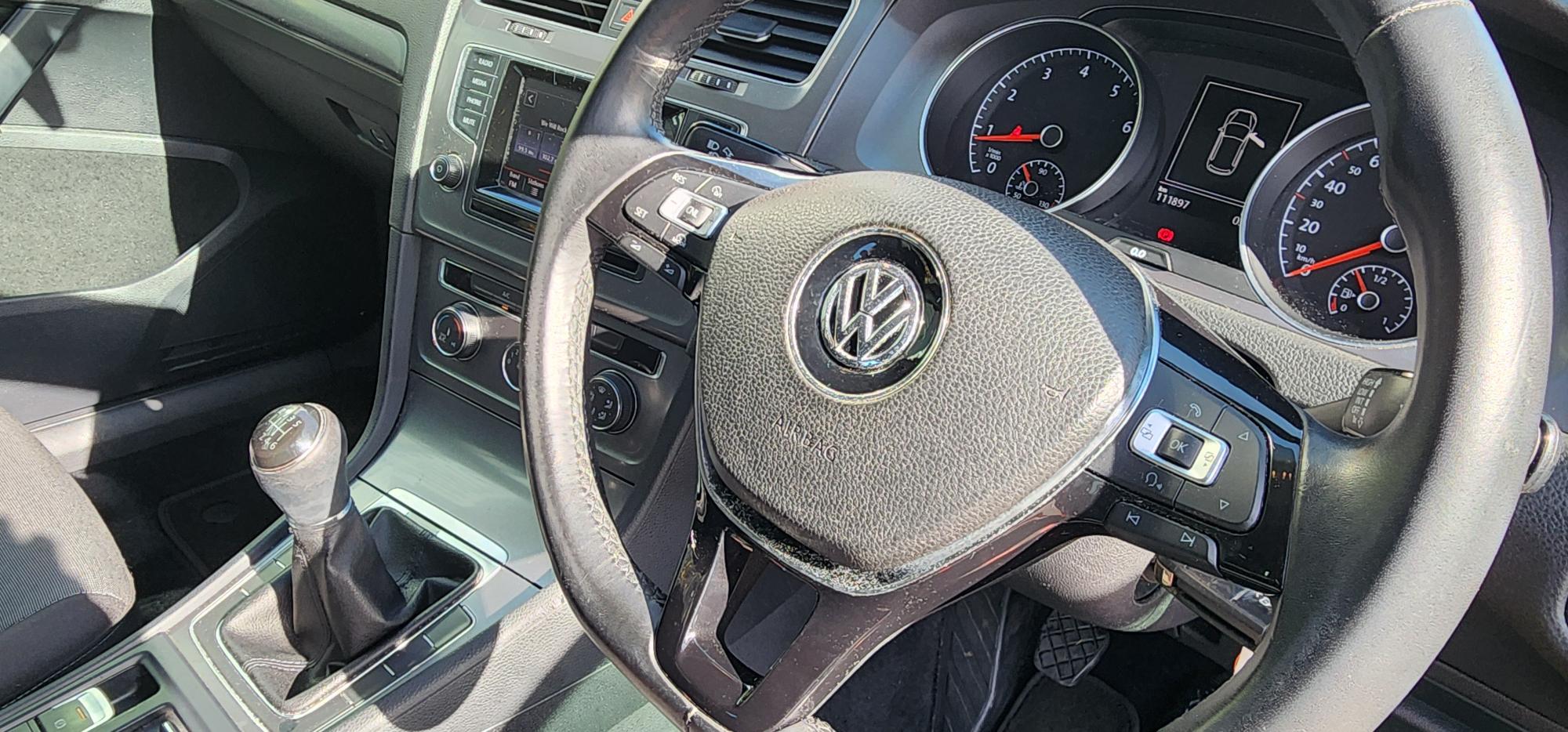 Volkswagen Golf 90TSI Hatch