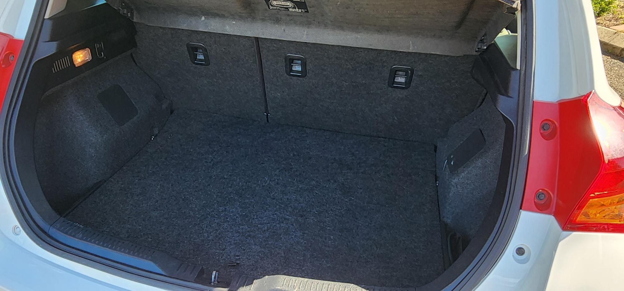 Toyota Corolla Ascent S CVT-Sport Hatch