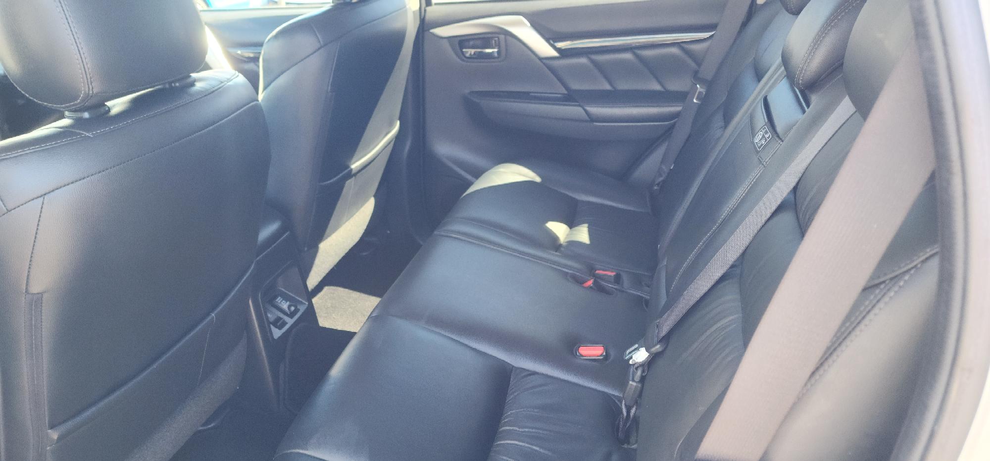 Mitsubishi Pajero Sport GLS Wagon