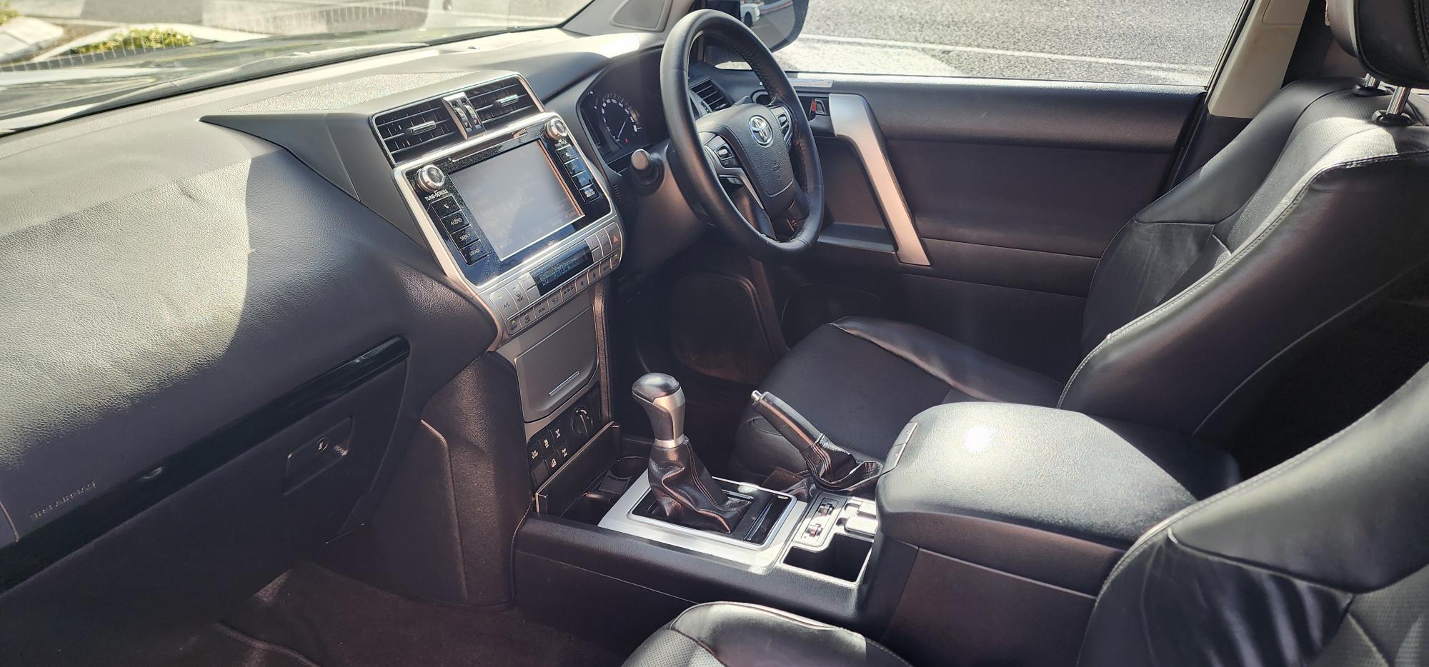 Mitsubishi Pajero Sport GLX Wagon