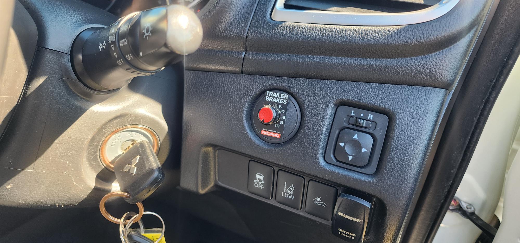 Mitsubishi Triton GLX-R Dual Cab Utility