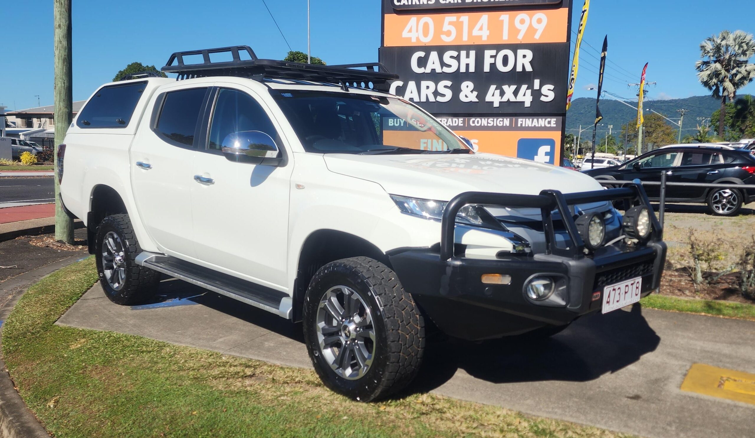 Mitsubishi Triton GLX-R Dual Cab Utility