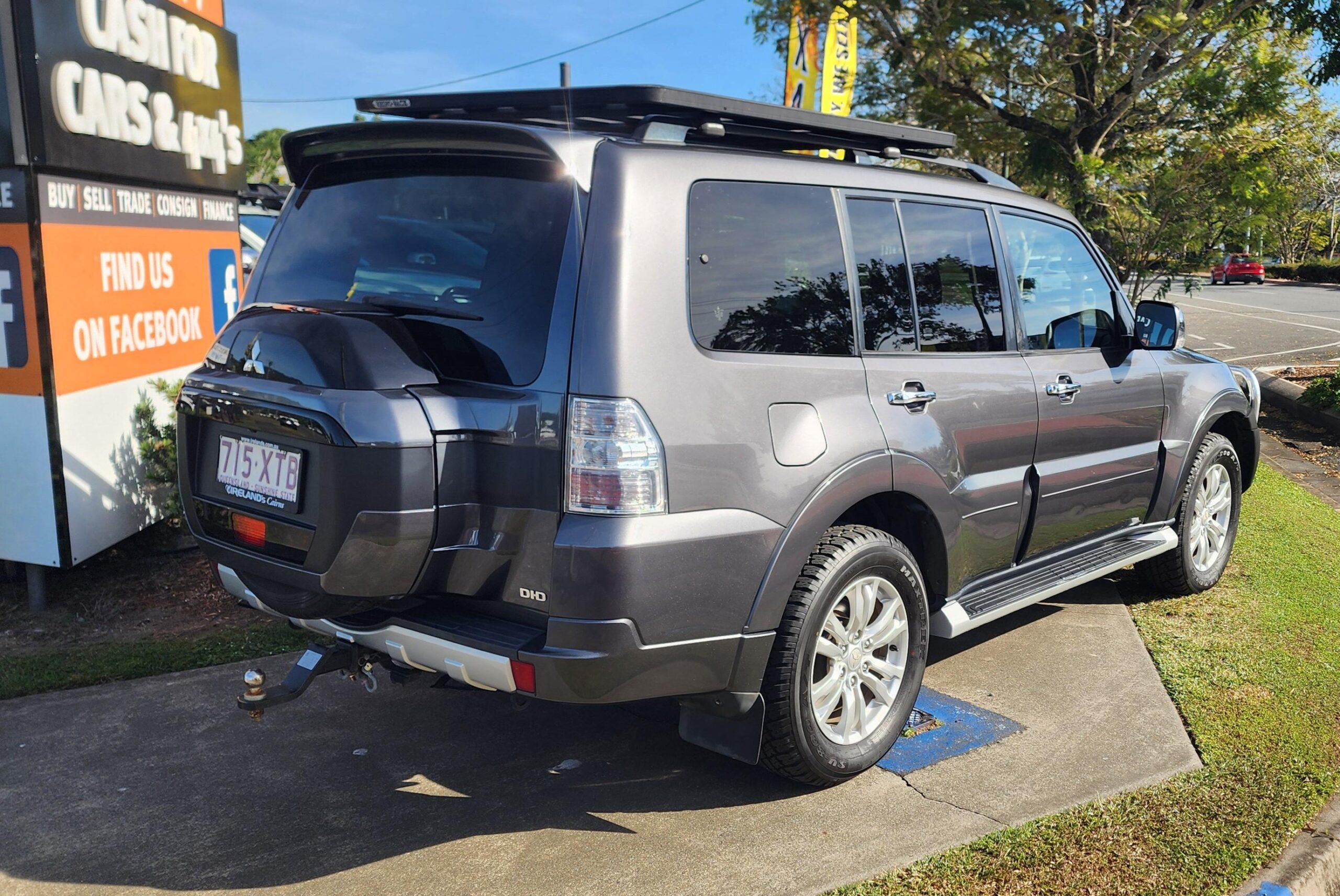 Mitsubishi Pajero GLX Wagon