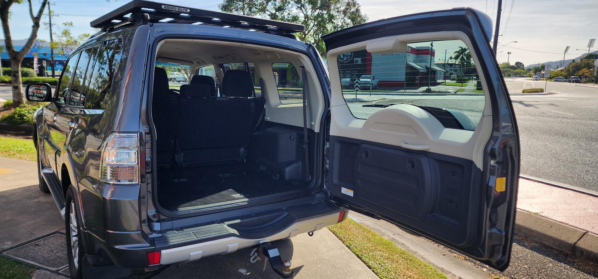 Mitsubishi Pajero GLX Wagon