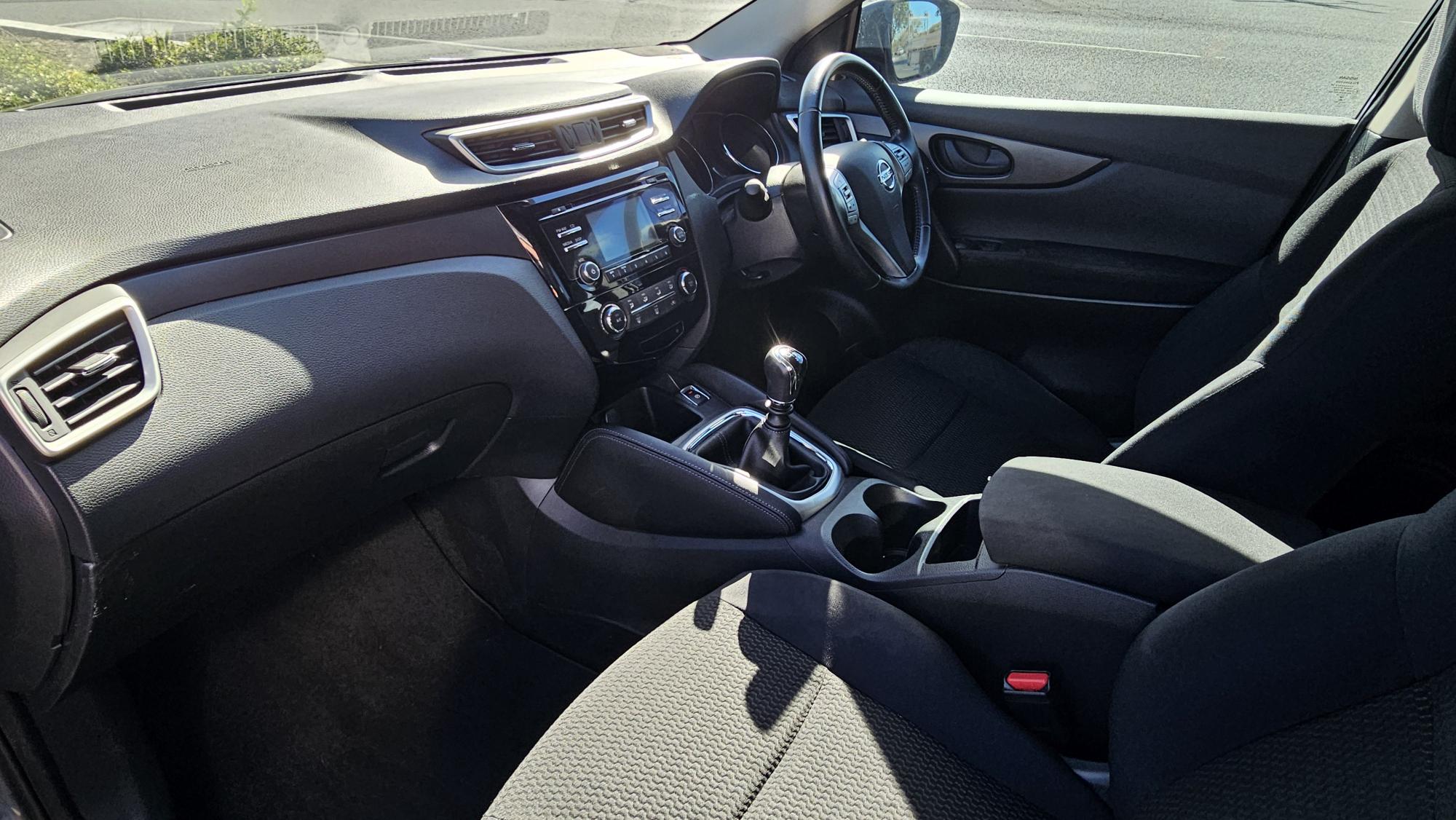 Nissan Qashqai ST J11 Wagon