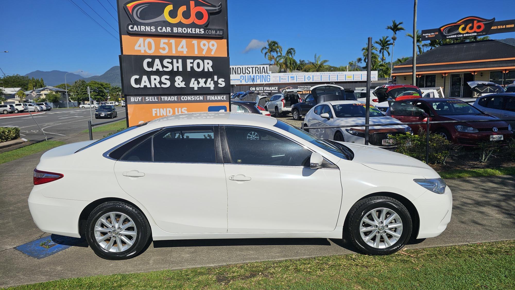 Toyota Camry Atara SL Sedan