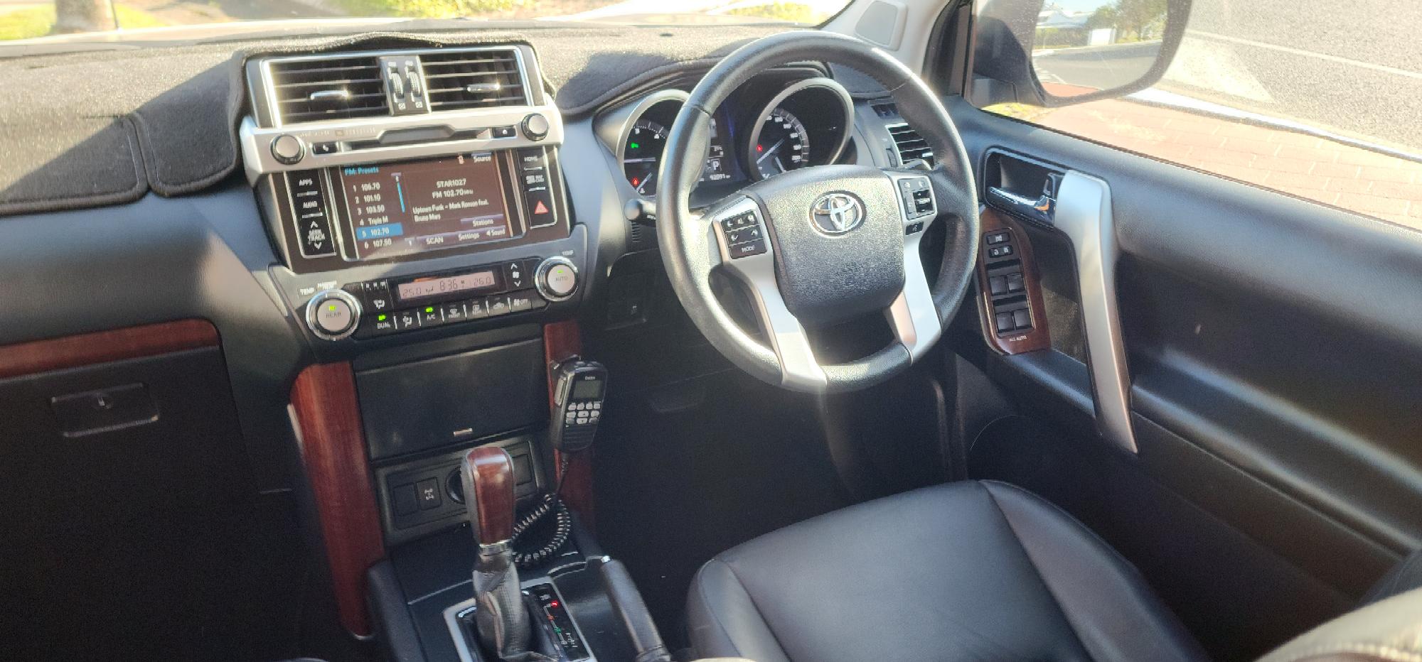 Toyota Landcruiser Prado VX Wagon