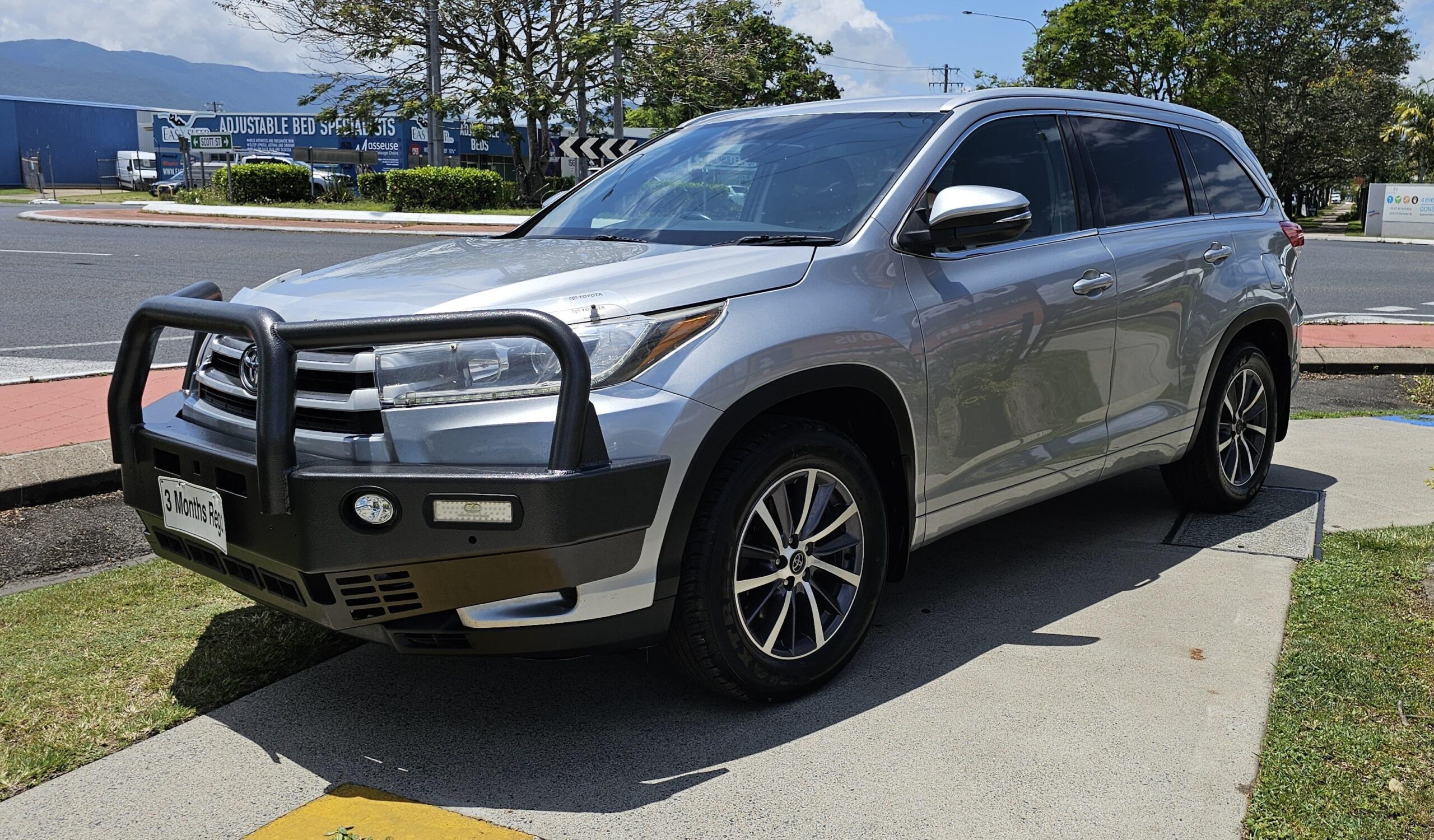 TOYOTA KLUGER GXL GSU55R WAGON