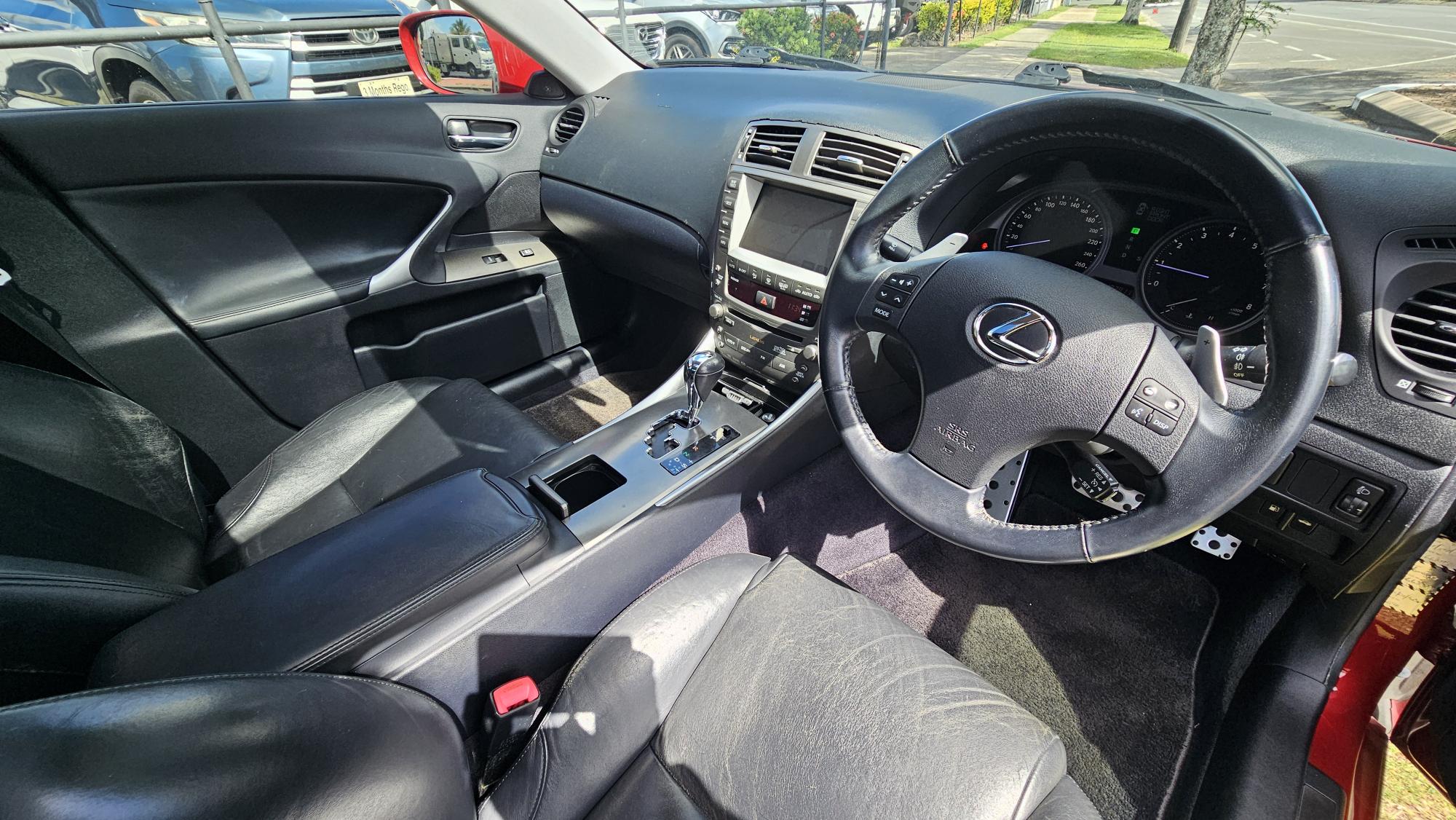 LEXUS IS IS250 PRESTIGE GSE20R SEDAN