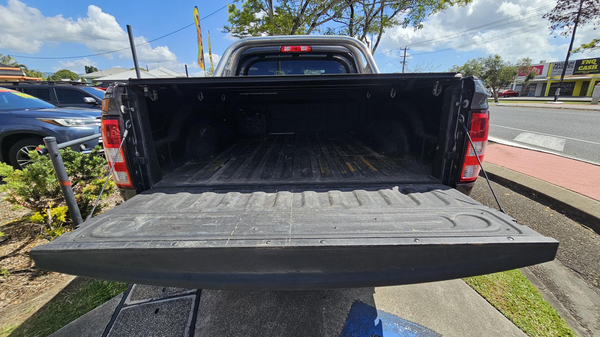 RAM 1500 Laramine Dual Cab Utility