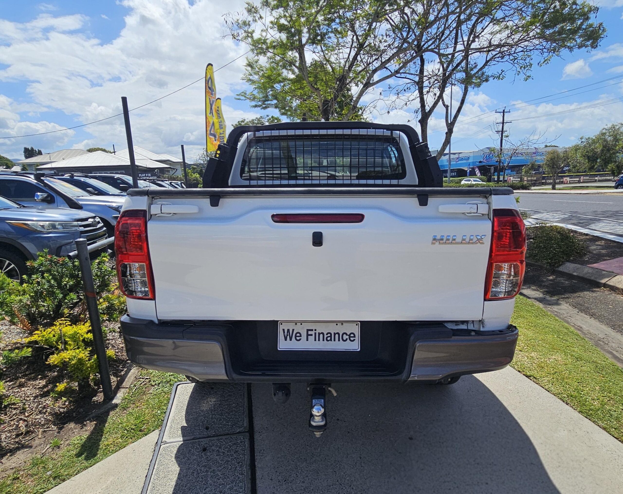 Toyota Hilux SR Hi-Rider Dual Cab Gun136R