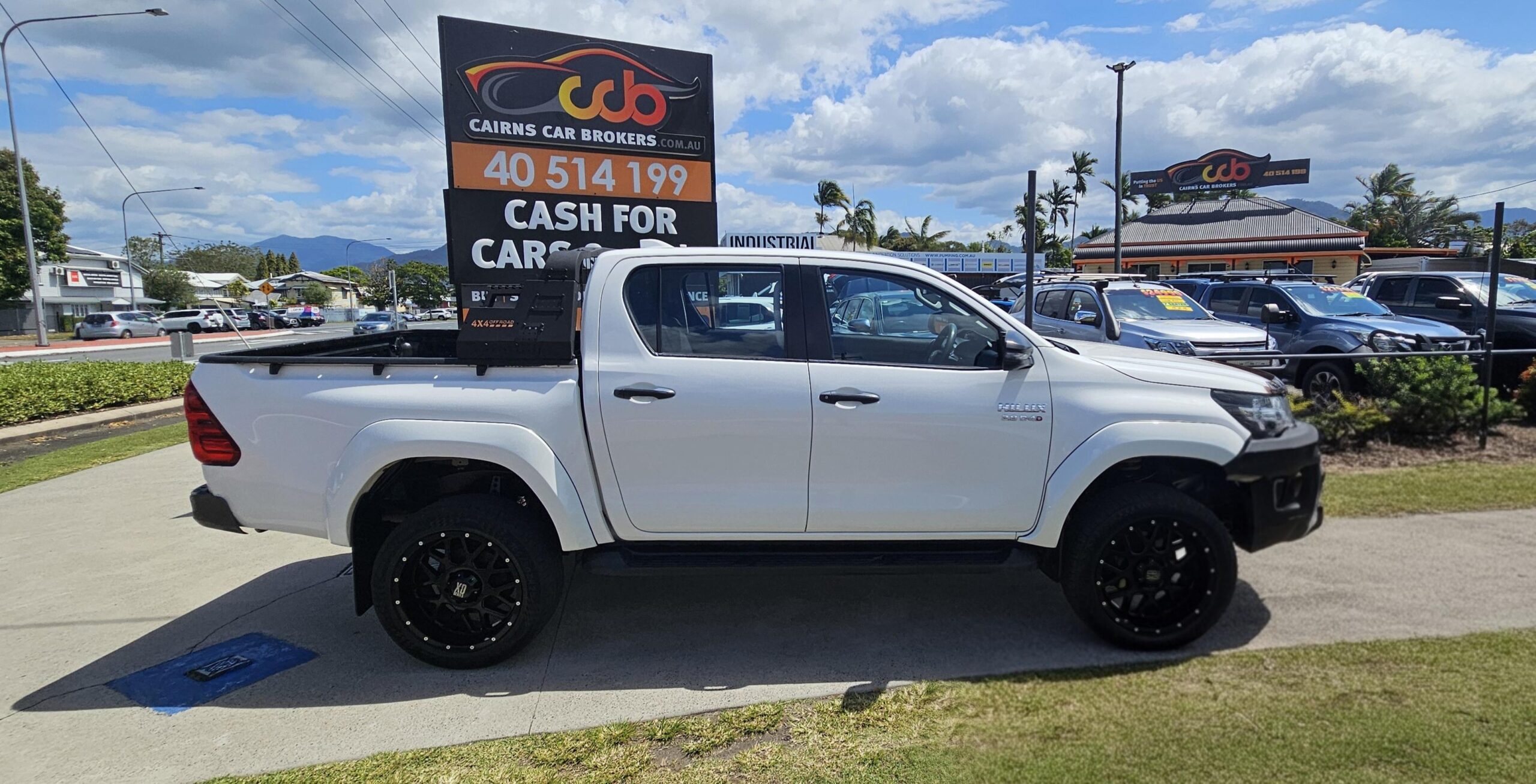 Toyota Hilux SR Hi-Rider Dual Cab Gun136R
