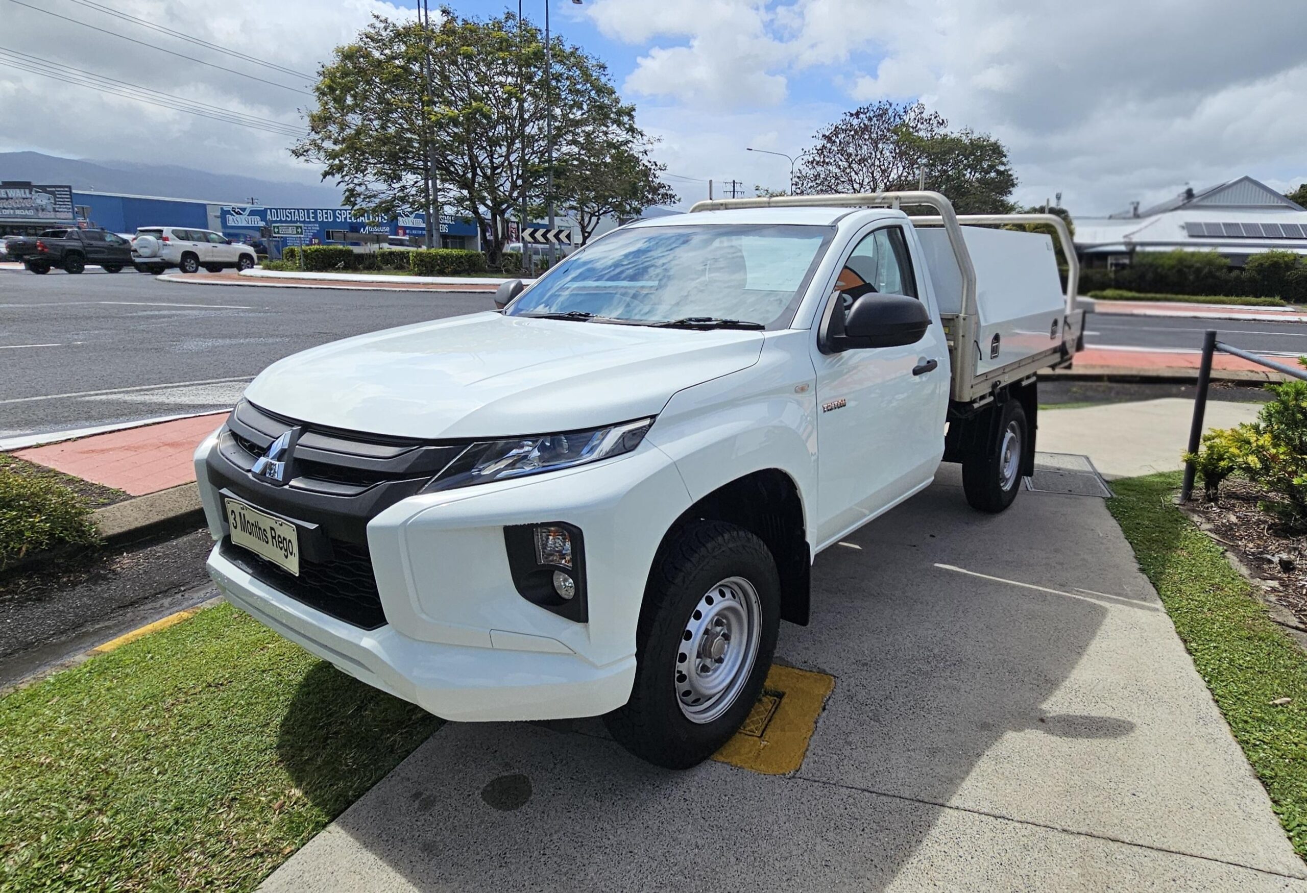 Mitsubishi Triton GLX Single Cab