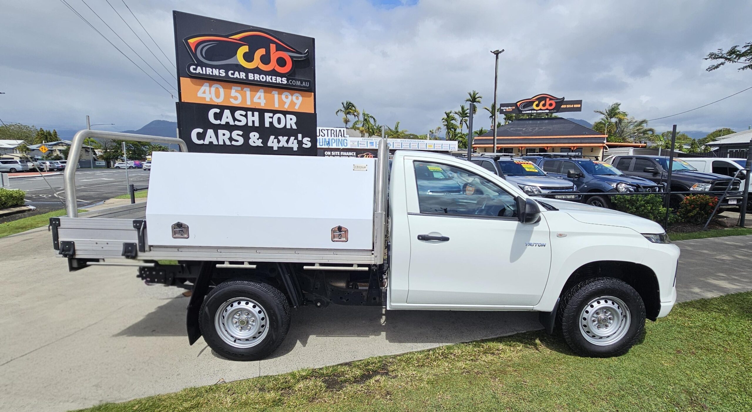 Mitsubishi Triton GLX Single Cab