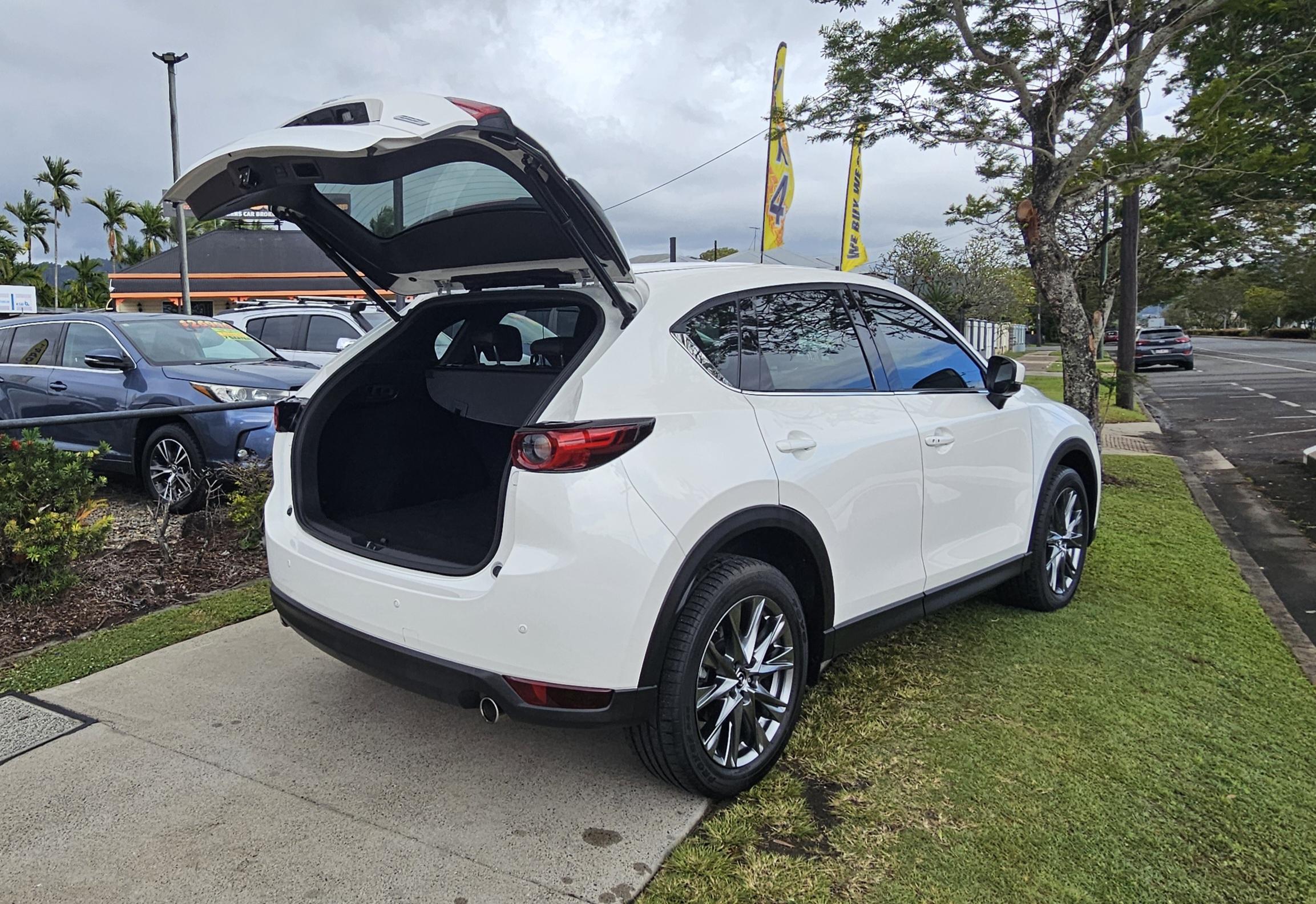 Mazda CX-5 Akera Wagon