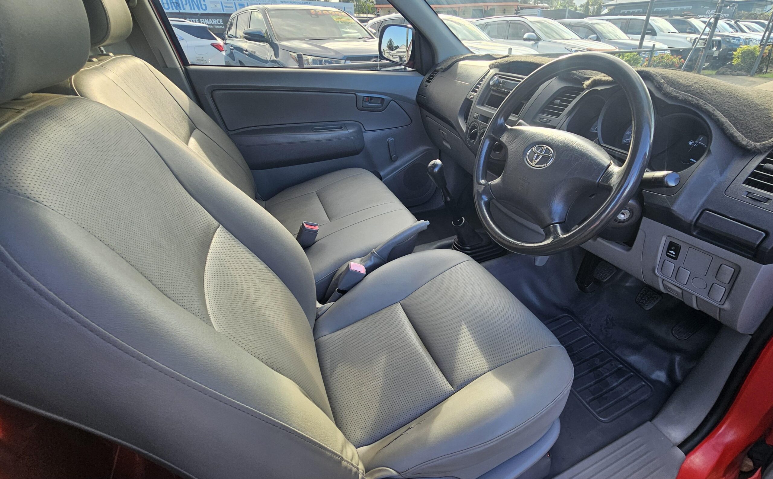 Toyota Hilux Workmate Single Cab Utility