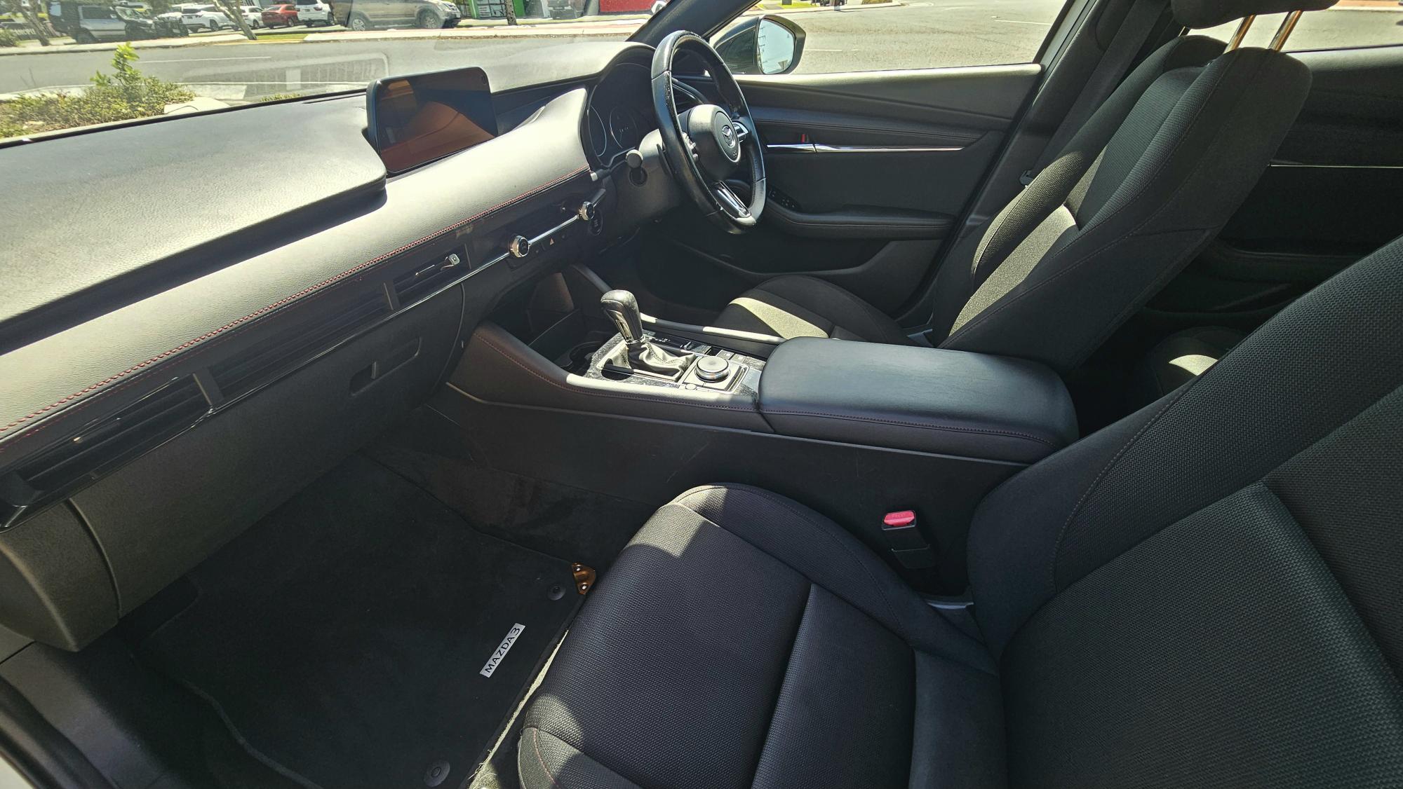 Mazda 3 G25 Evolve SP BP2Hl6 Hatchback
