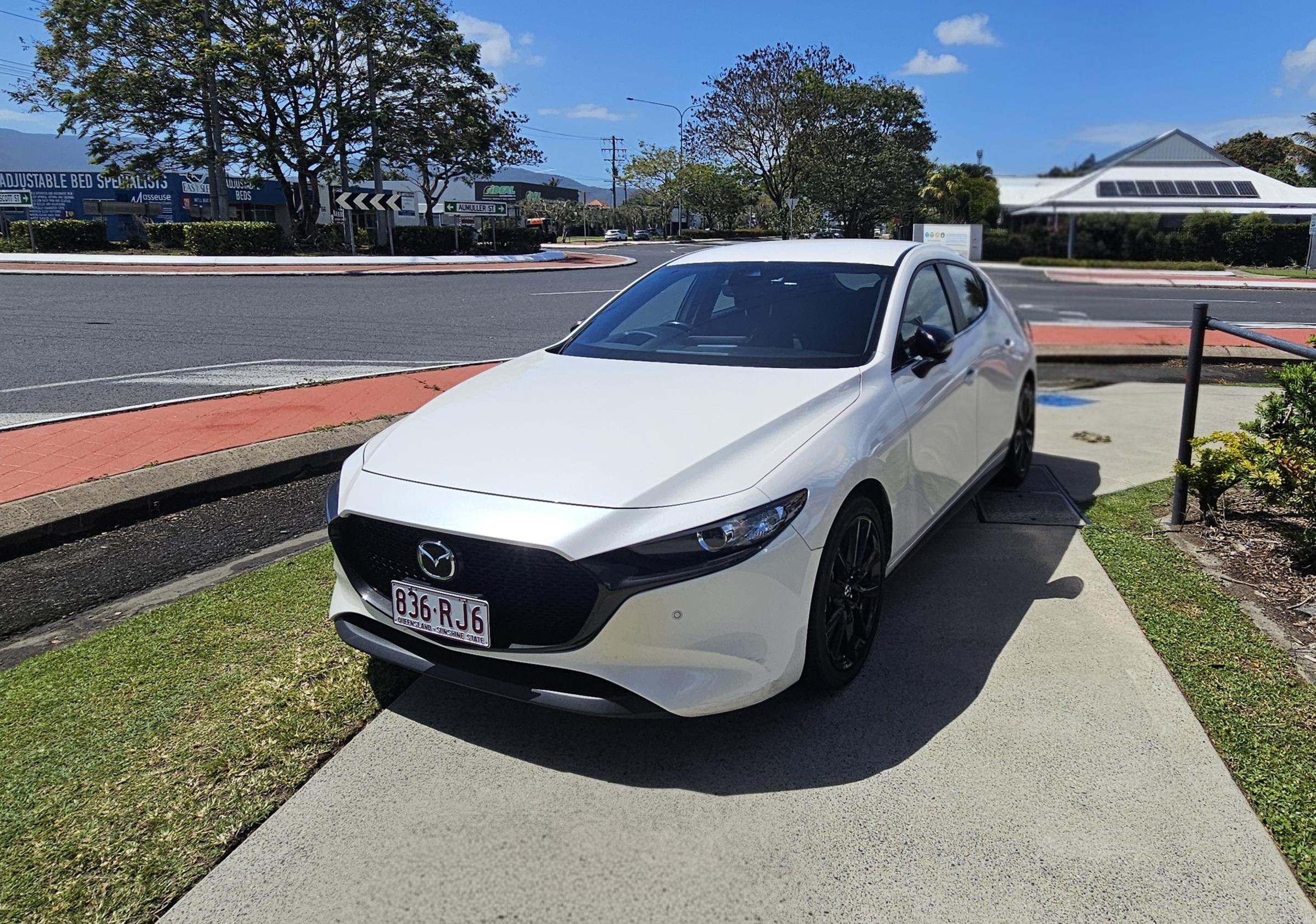 Mazda 3 G25 Evolve SP BP2Hl6 Hatchback