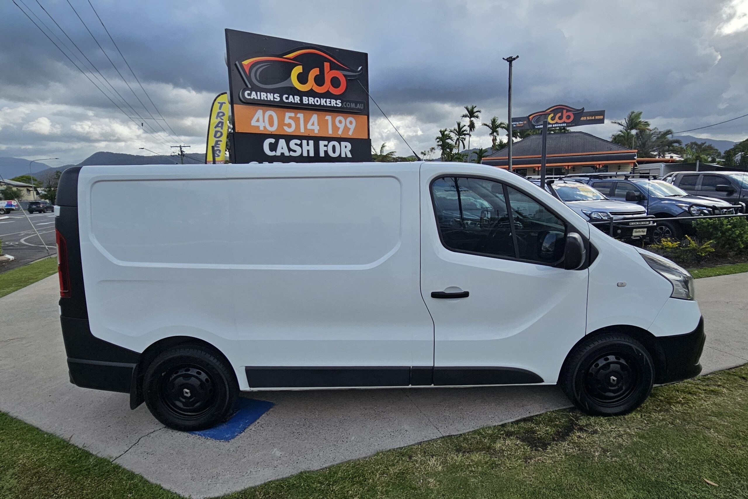 Renault Trafic Van