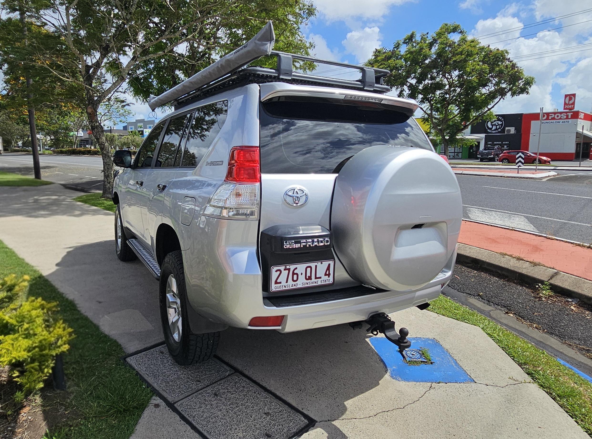 Toyota Landcruiser Prado GX Wagon